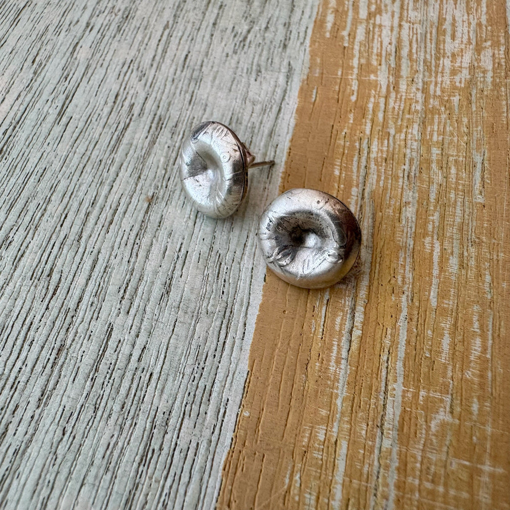 Silver Post