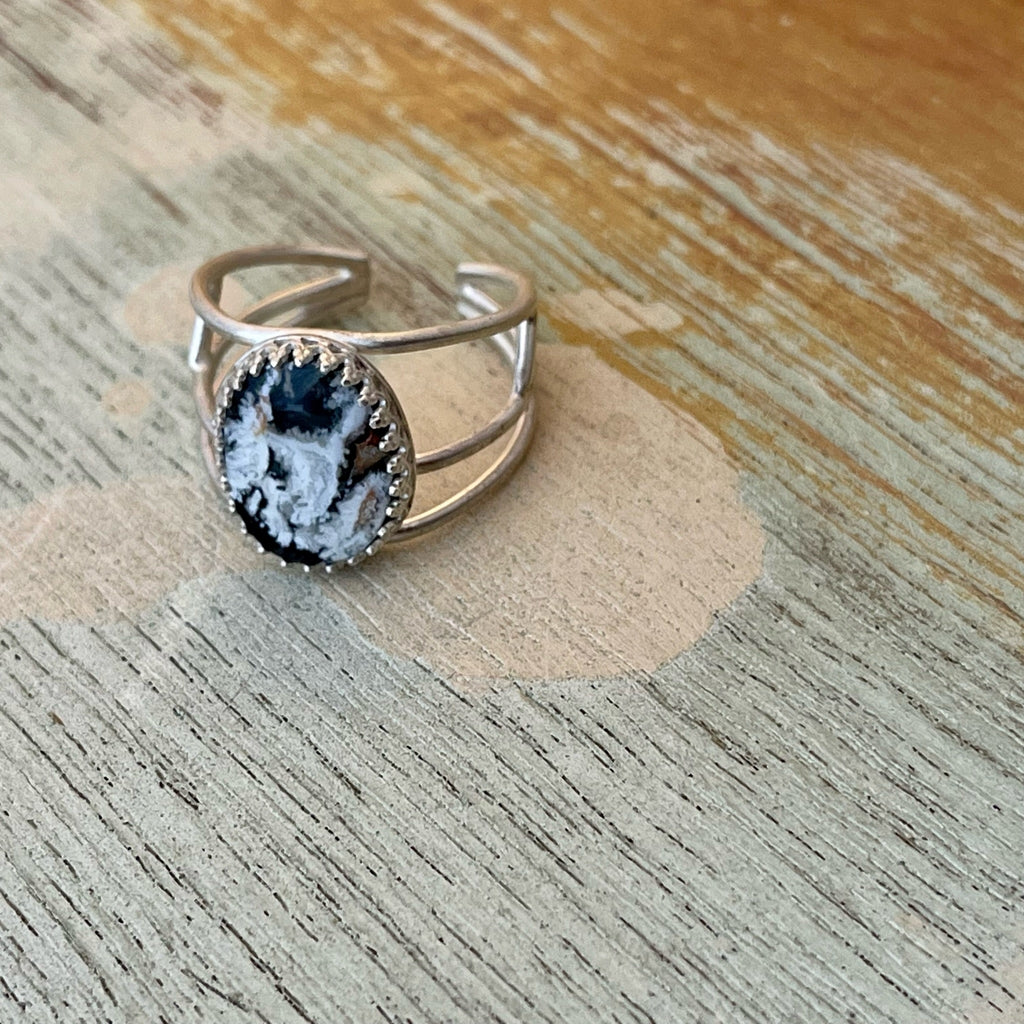 Plume Agate Ring