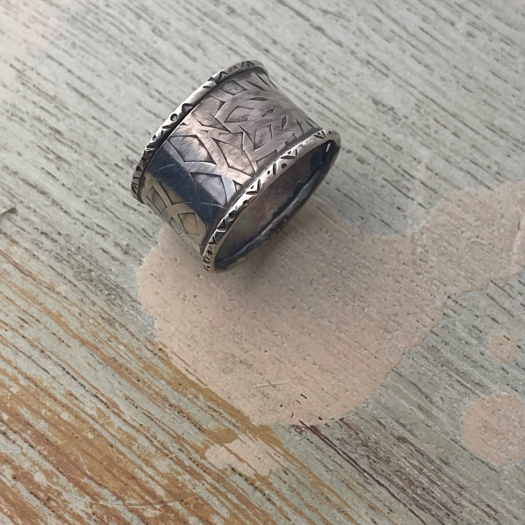Silver Ring - size 8.5