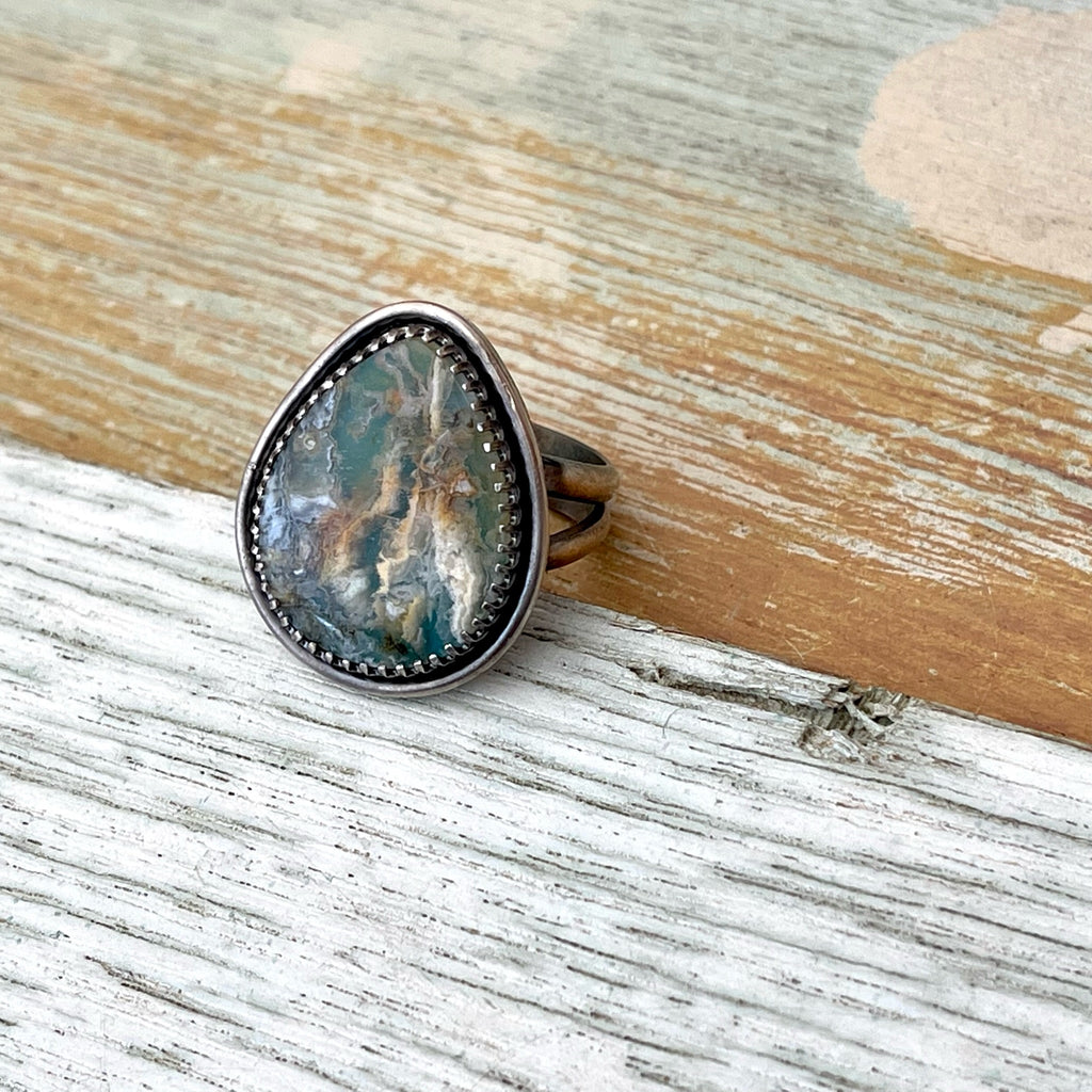 Plume Agate Ring