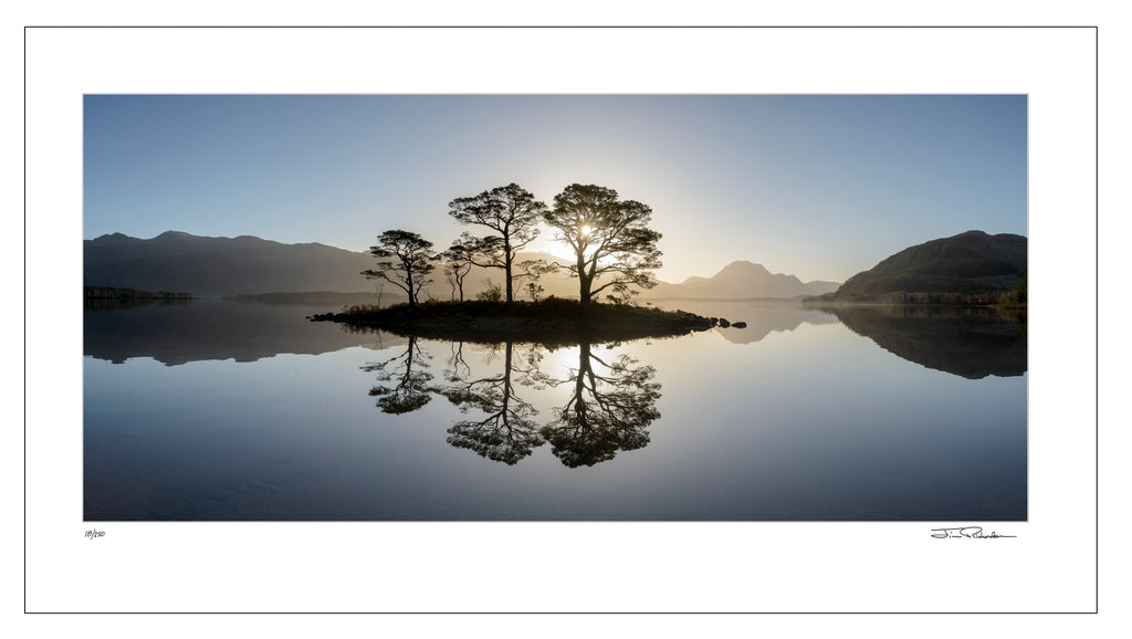 Wee Island in the Calm, Scotland